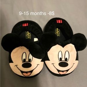 micky mouse slipper 9-15 months (Bundle)